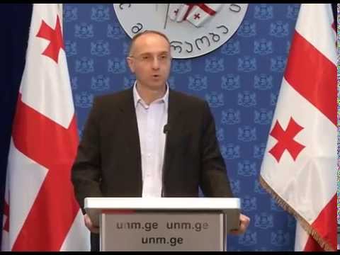 მაჭავარიანი: \"მთავრობამ დოლარის კურსის რყევით 3 მილიონიანი ხეირი ნახა\"