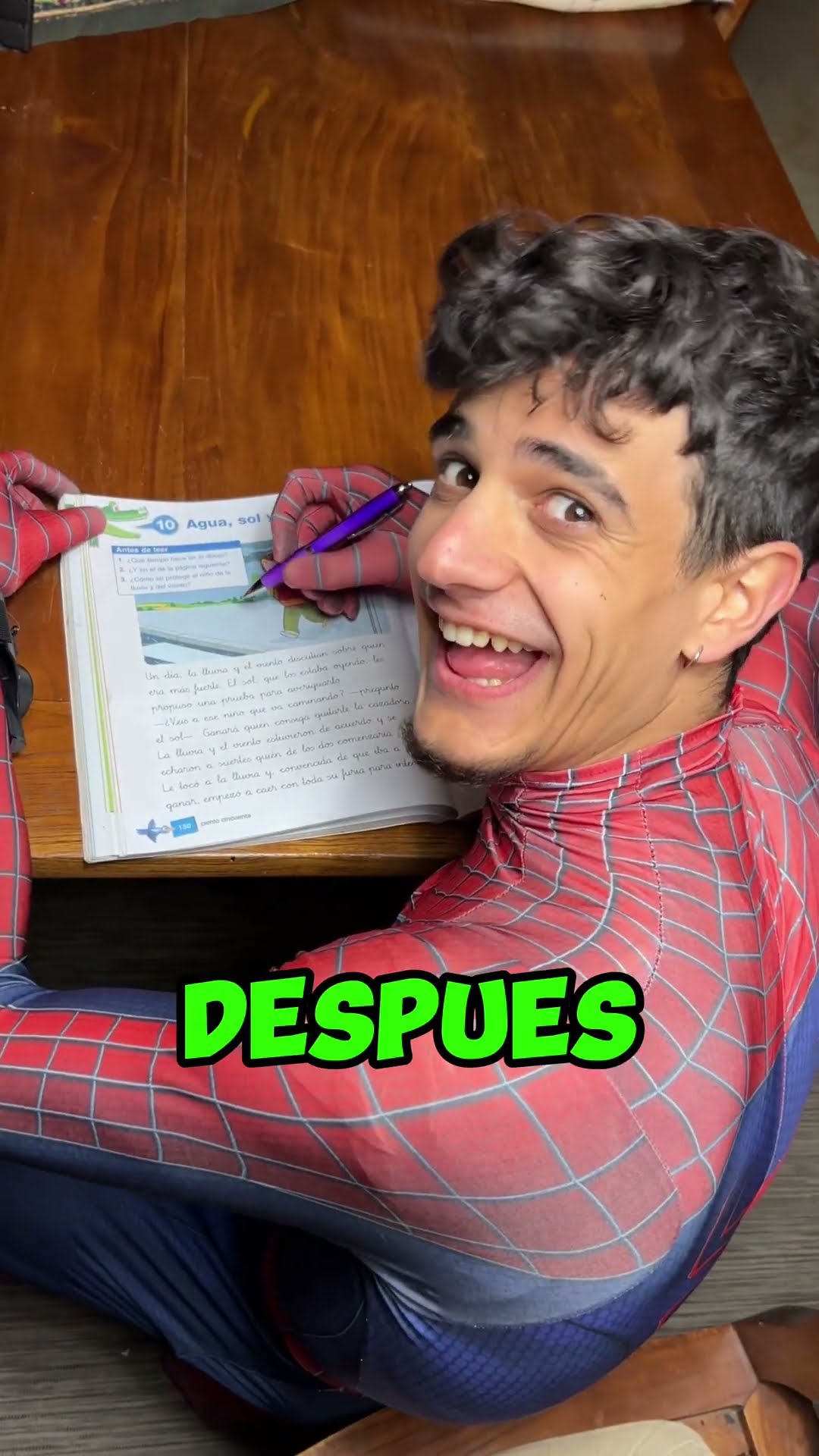 PRUEBO el LANZA TELARAÑAS de SPIDER-MAN!