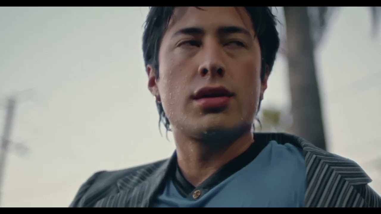 Hudson Williams Elevator eyes