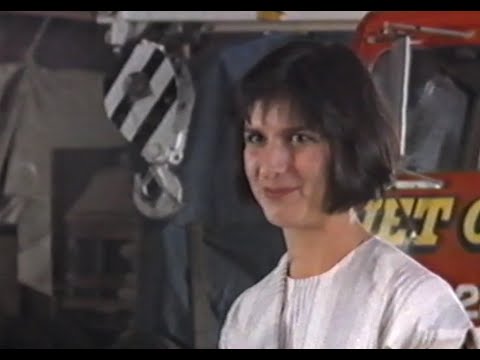 Full Length- A Single Life (1986) featuring Pamela Rabe and starring Tina Bursill