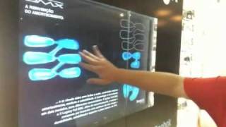 Vitrine interativa Reebok.mp4