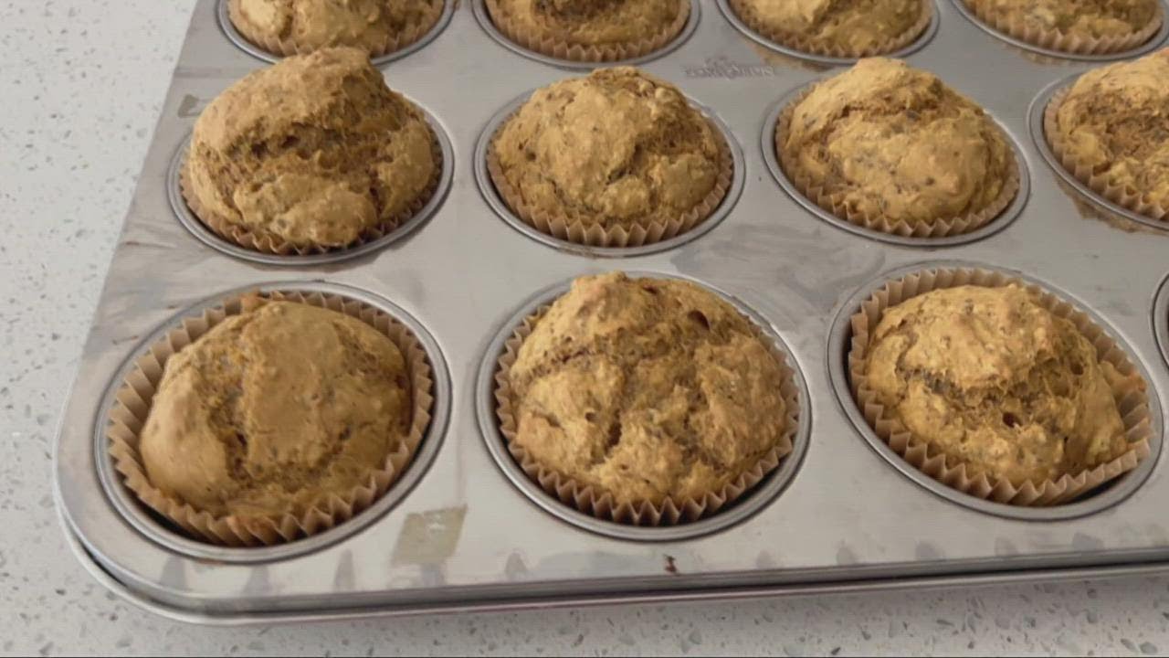How to make pumpkin chia seed muffins | Meg Unprocessed