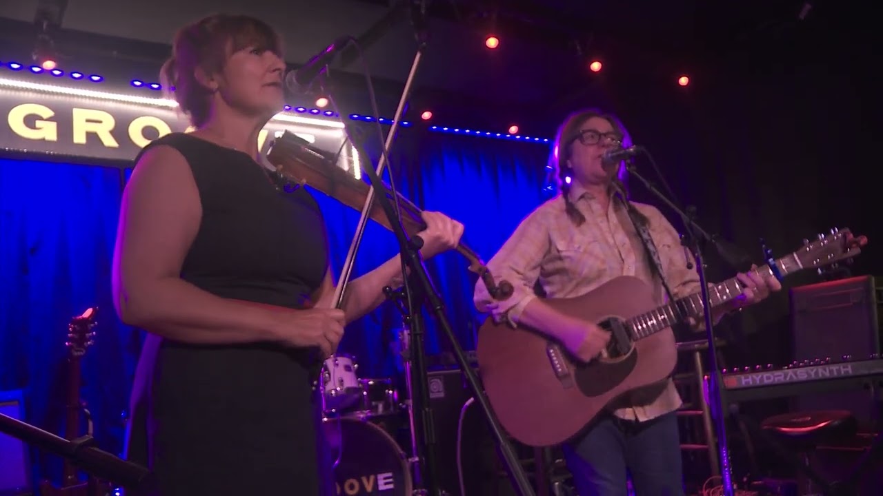 Jan Bell & PhilippaThompson 'SnowBird' Live at NYC Groove