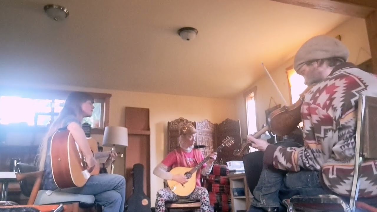 Ate Já (Original Song by The Medicinal Weeds) 