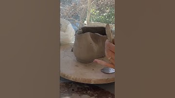 Creating a ceramic vase DIY 🌿 Part 5! Follow for part 6 #clay #diy #clayvideos #pottery