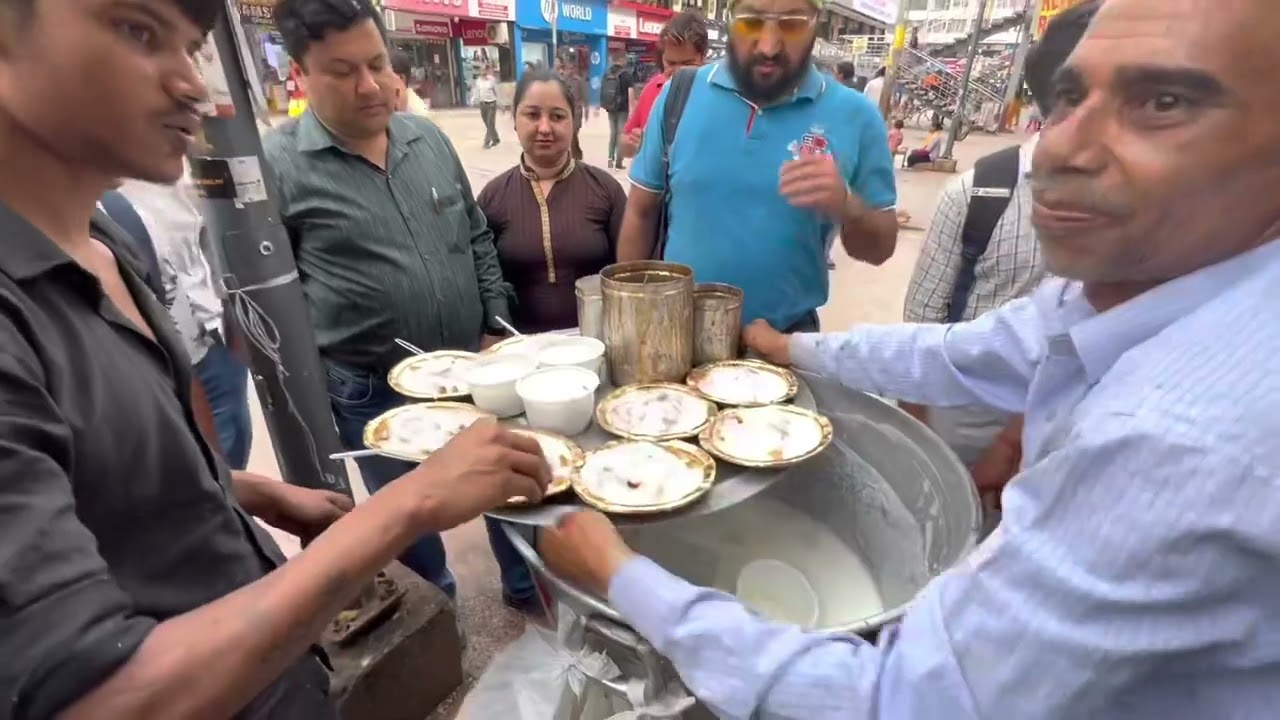 Sharma ji super soft Dahi Bhalla in Delhi - India street Food 