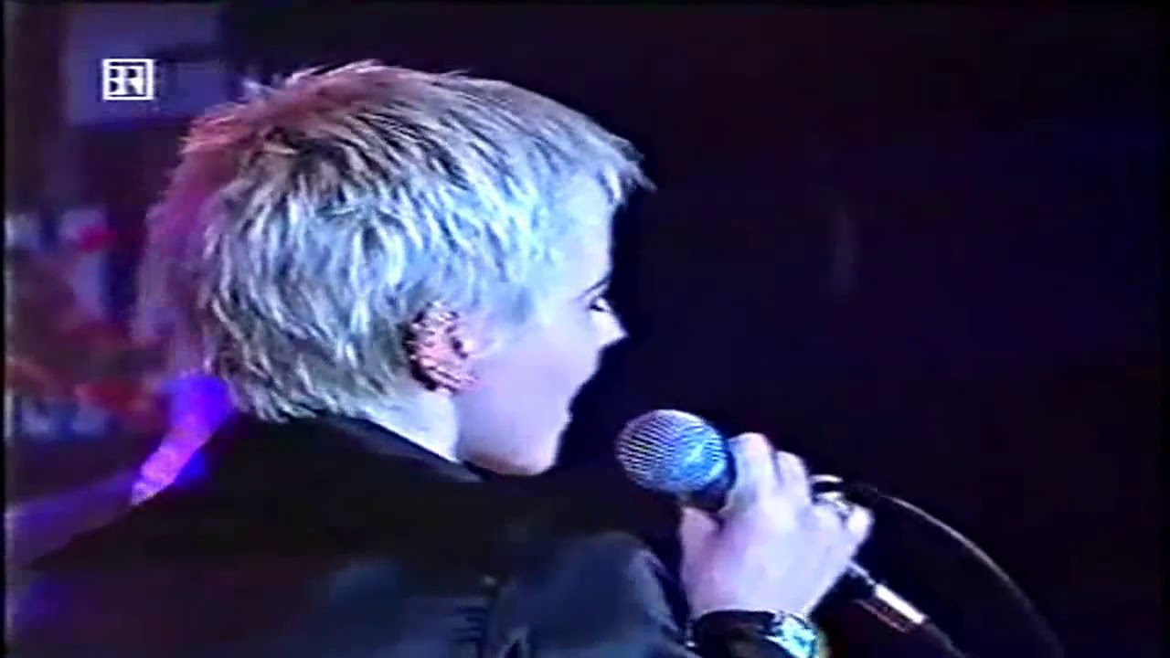 The Cranberries Ridiculous Thoughts Live Germany 1994 mp4 YouTube