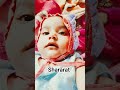 shrart😘#gadgets #cutebaby #ilovegadgets #bolleywoodsong #viralsong #love #hindisong #babygirl #funny