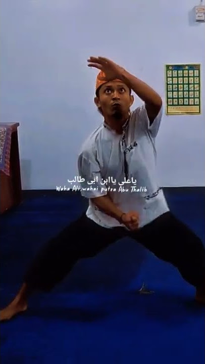 Silat Dengan Musik Sholawat Sayyidina Ali bin Abi Tholib