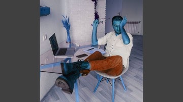 Subdued Backdrops for Remote Work