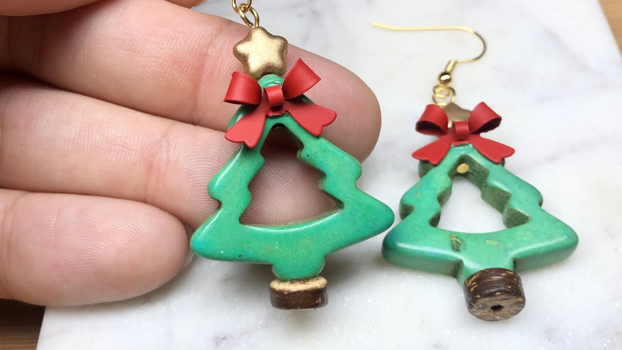 How to make Christmas Charms & Earrings - Crafty Loops 