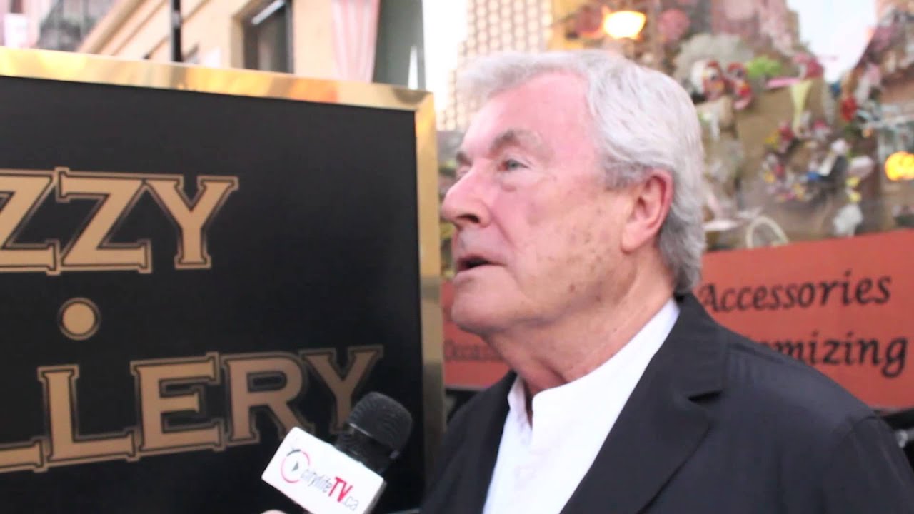 Terry O'neill at Izzy Gallery Toronto Yorkville - YouTube