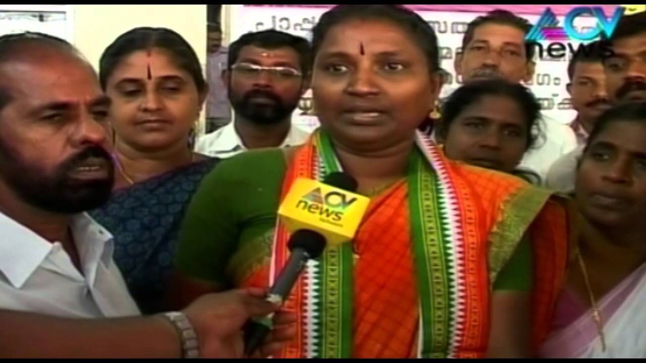 Ward Councillor ends protest against sand mafia