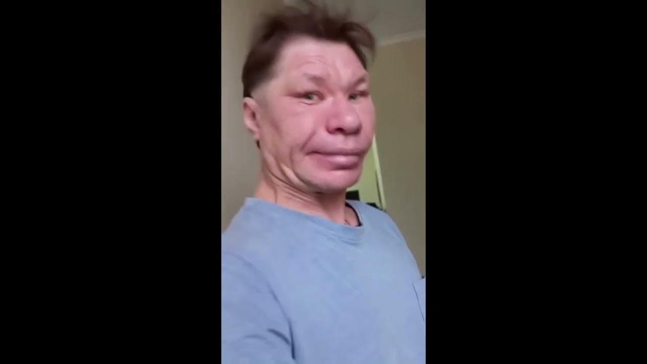 БЕЗУМНЫЙ ПАША. КАТЯ КОРМИТ ОЛЕГА МОНГОЛА ЯИШНИЦЕЙ А РУСЛАН ГИТЕЛЬМАН РЕВНУЕТ. - 