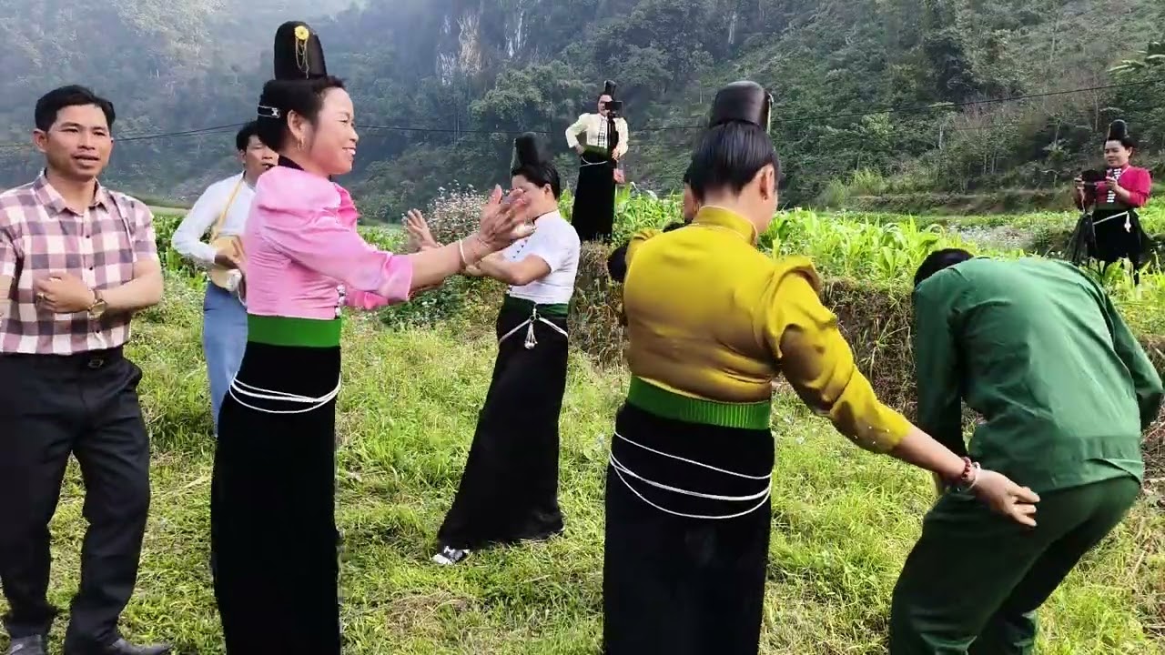 Múa tổng hợp rất hay pi nọng ơi