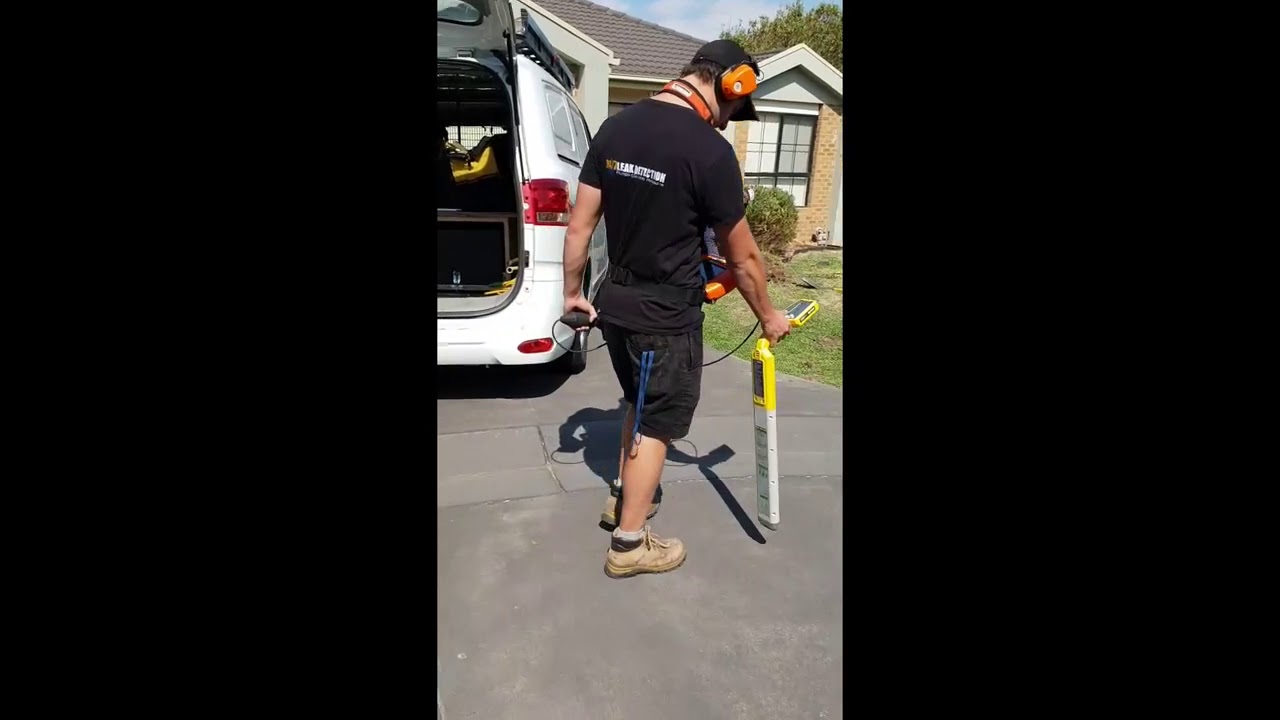 Tracer Gas Leak Detection Carried out by 1300FINDLEAK