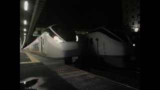Series E657 K9 formation departing from Katsuta Station.