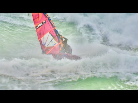 Takuma Sugi】ウルトラ爆風（60knots Gust）デカ波 御前崎 フリー