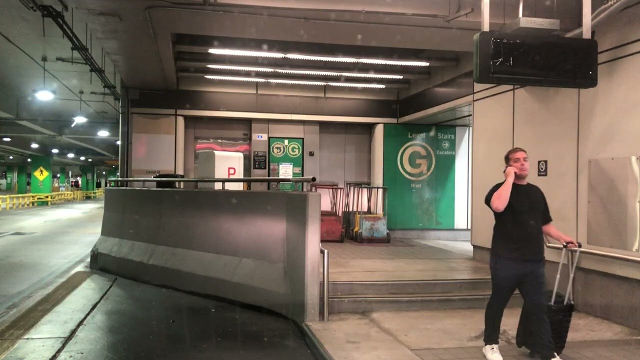 Miami Airport Shuttle To JW Marriott Miami Turnberry Resort & Spa Aventura FL FloridaShuttleVans.com