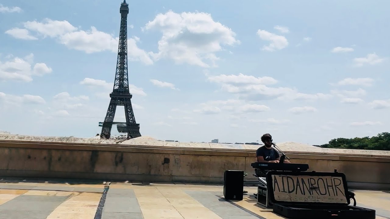 Aidan Rohr - Beautiful Things cover Live in Paris, France