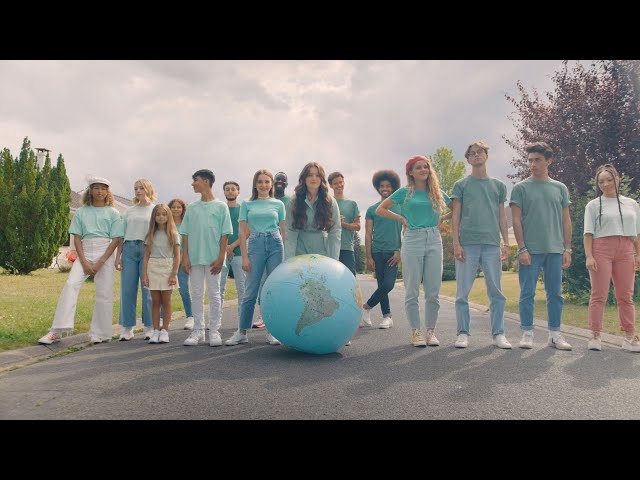 Green Team - Les Enfants du monde (Clip Officiel) class=