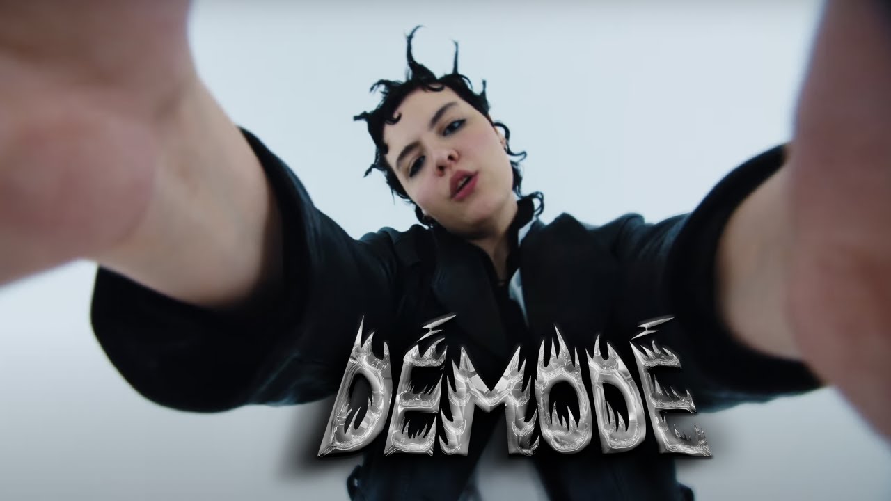 DÉMODÉ - Mariana Estol (Clipe Oficial)