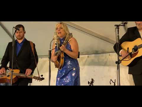 Is The Grass Any Bluer  / Rhonda Vincent and The Rage