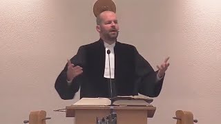 Download Lagu Proponent Bredenhoff zal vanmiddag een heel bijzondere toga dragen. Want het is de toga van MP3