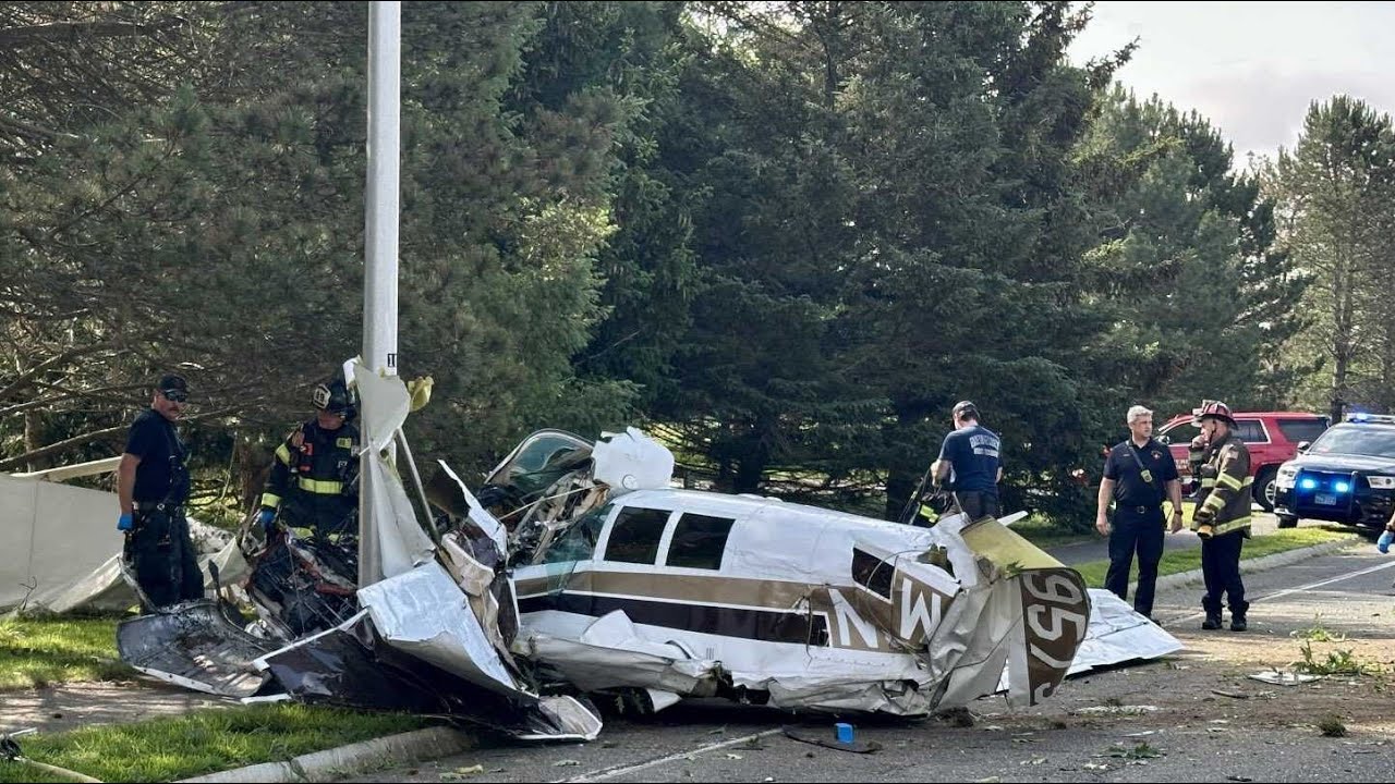 FAA investigating deadly small plane crash in Beverly - YouTube