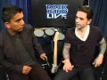 Capture de la vidéo Tim Kash Of Mtv Interviews Chris Carrabba (Dashboard Confessional)