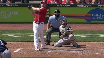 MIL@CIN: Bruce crushes a two-run shot to right-center