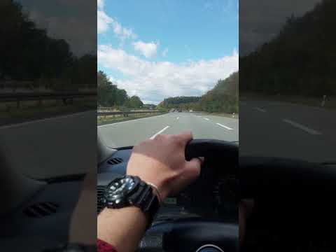 عمرو دياب يهمك في ايه   