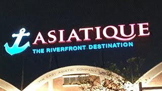 looking around asiatique the riverfront and having dinner in sawasdee thai restaurant big wheel