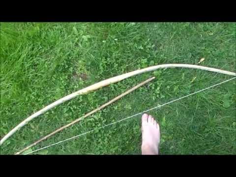 bushcraft skills: how to make a bow (just a very basic one... yet effective!)