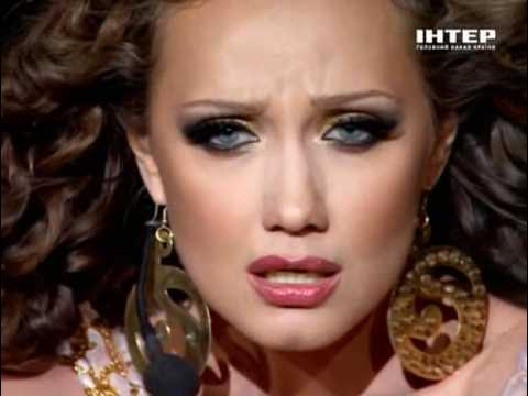 Katta tasmali fotosuratlar bilan jinsiy aloqa