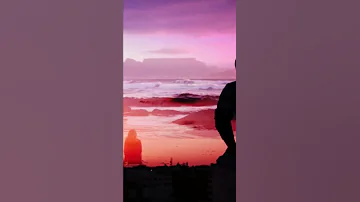 مونا مور 