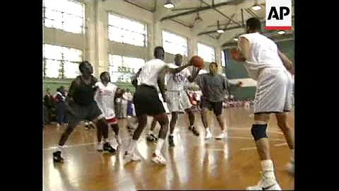 CHINA: US BASKETBALL STARS FLY IN FOR LAUNCH OF PROFESSIONAL LEAGUE - DayDayNews