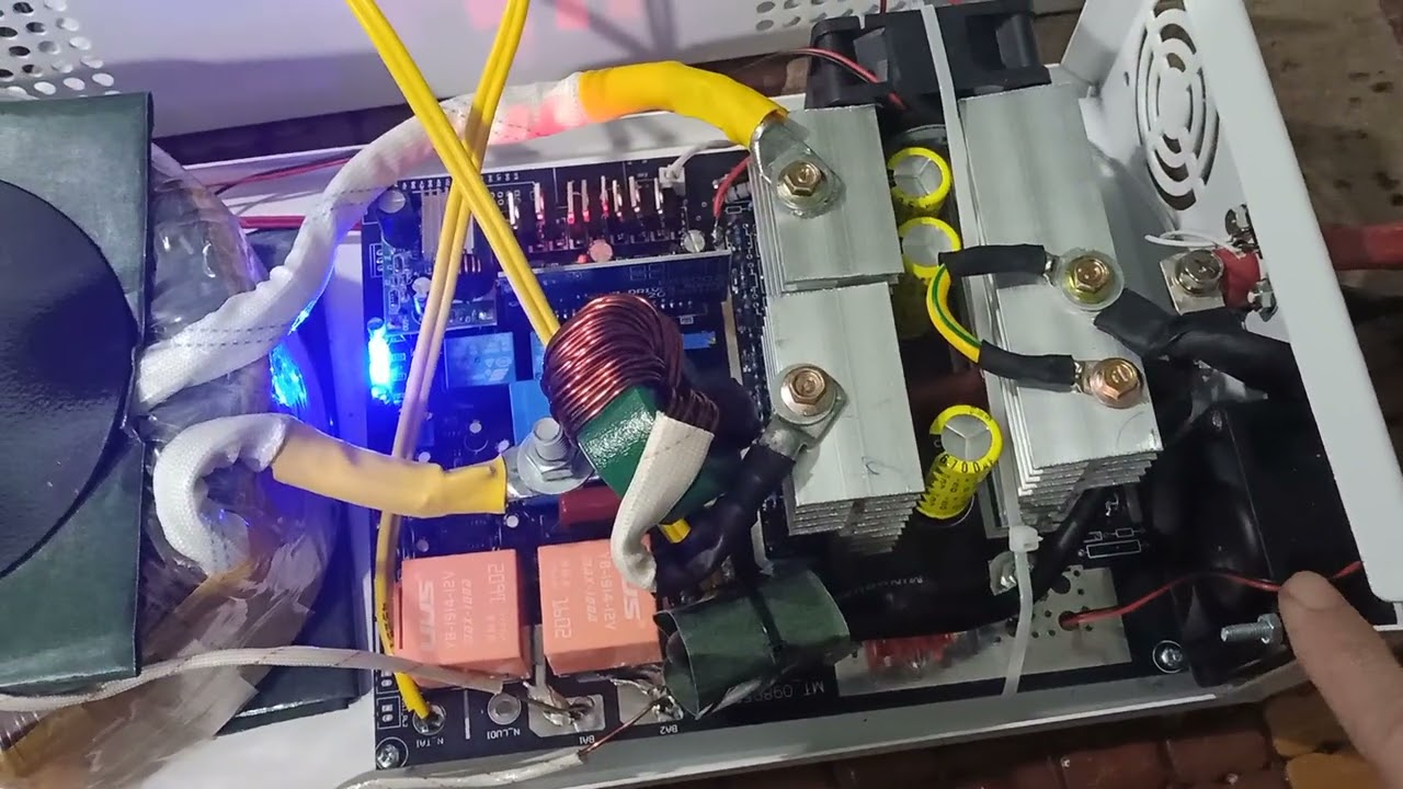 Kích điện inverter sin chuẩn có ups . 24v công suất 4000w liên tục 2000w . Dùng dự phòng cúp điện