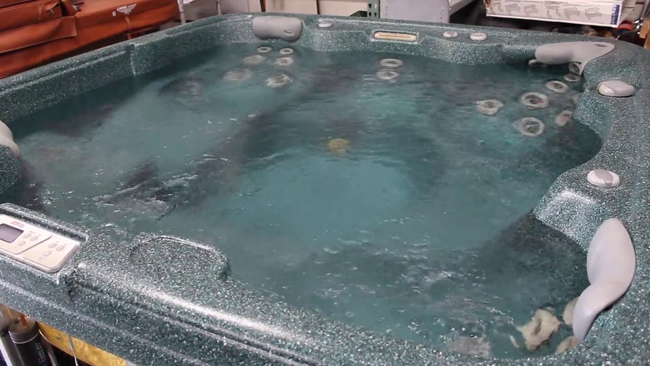 Pre-Owned Coleman by Maax 472 Only $4495