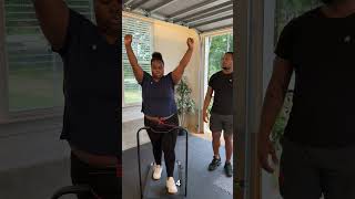 My Twin Sister’s Week 3 Workout on Her 140-Pound Weight Loss Journey! #weightlosstransformation