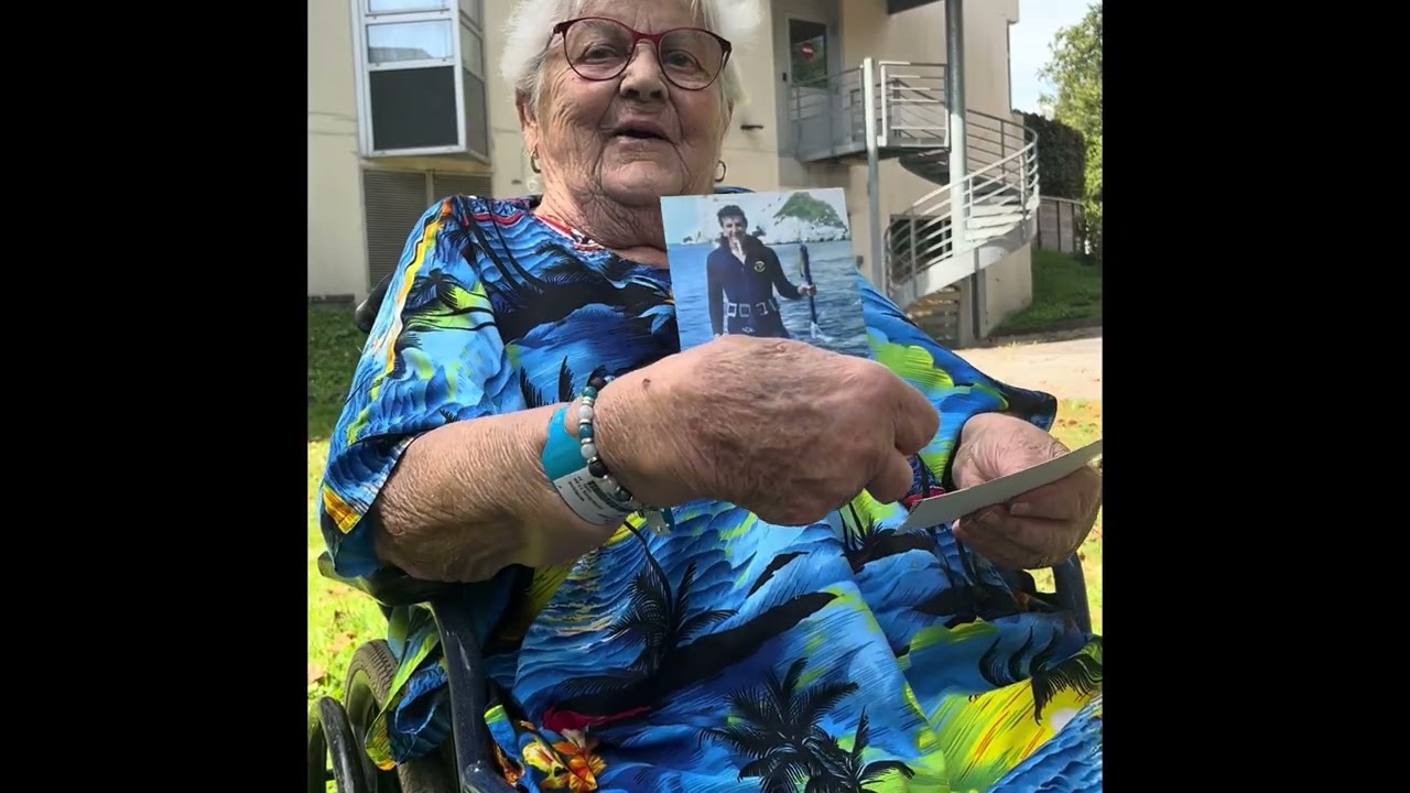 Meme Lucienne explique St Jouin Bruneval (2e vidéo)