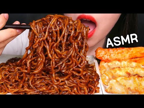 ASMR BLACK BEAN NOODLES, FRIED DUMPLINGS, KIMCHI 짜파게티 군만두 김치 먹방 EATING SOUNDS MUKBANG