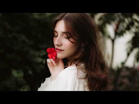 MerOne Music Arozin Sabyh Follow The Stars