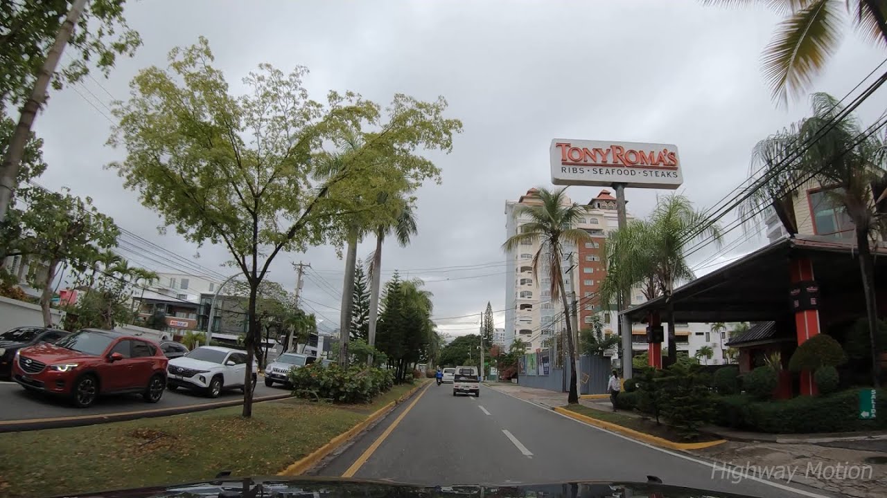 Avenida Sarasota, Santo Domingo