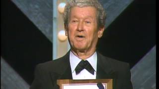 Roy Acuff won Pioneer Award-ACM Awards 1985