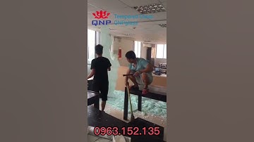 Kỹ Thuật Đập Vỡ Vách Kính Cường Lực Quang Nam Phát #shorts