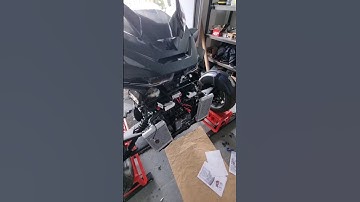 Having "fun" with #CanAm #Spyder RT20+ #garage #rebuild #customization #martinthevlogger #motorbike