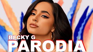 Becky G le coquetea al entrevistador hasta que llega el novio