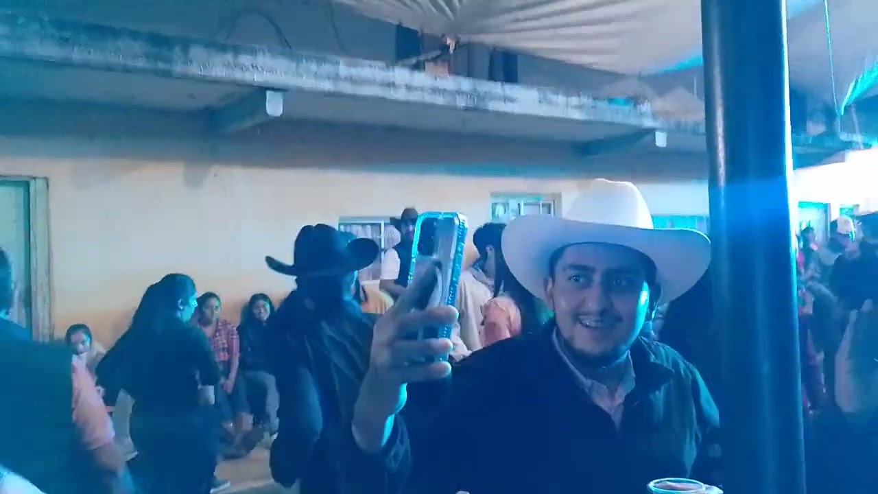Baile en pueblo viejo de 15 de agosto 2025