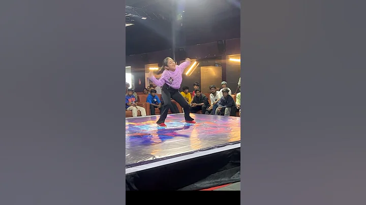 நம்ம prasi ஆடுன Dance Battle🔥Stage blast performance⁉️ Dance யுத்தம்🥰 #beautytips #shorts #makeup thumbnail